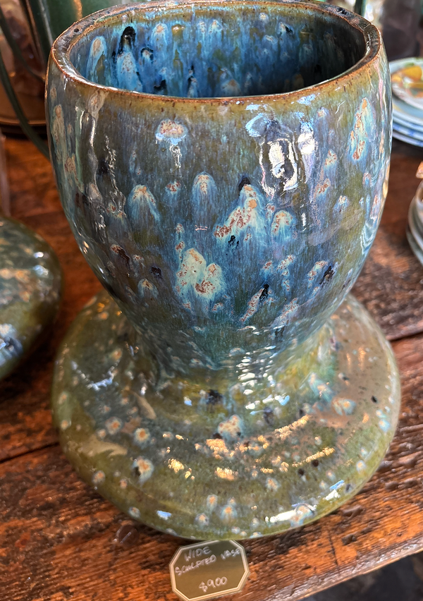 WIDE SCULPTED VASE