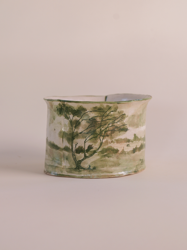 Large Round Cache Pot