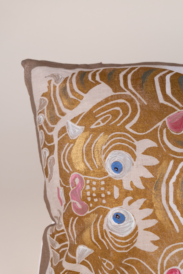 Carpet Tiger Printed Linen Pillow